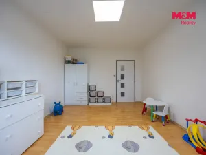 Prodej bytu 3+1, Klášterec nad Ohří - Miřetice u Klášterce nad Ohří, Dukelská, 61 m2
