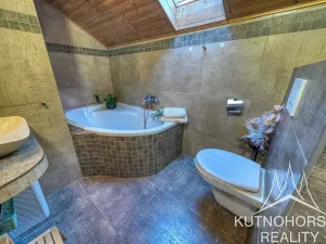 Prodej rodinného domu, Čestín, 141 m2