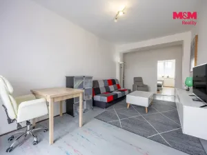 Prodej bytu 3+1, Klášterec nad Ohří - Miřetice u Klášterce nad Ohří, Václava Řezáče, 64 m2