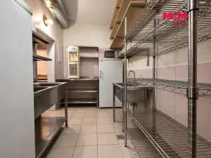 Pronájem restaurace, Kostelec nad Černými lesy - Kostelec nad Černými Lesy, náměstí Smiřických, 71 m2
