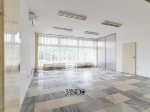 Pronájem kanceláře, Bílovice nad Svitavou, 87 m2