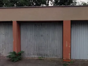 Pronájem garáže, Brno, Škrochova, 17 m2