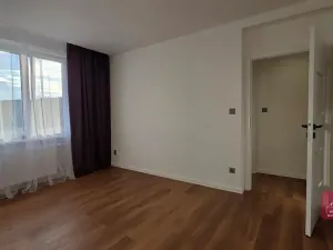 Prodej bytu 4+kk, Mokrá-Horákov, 72 m2