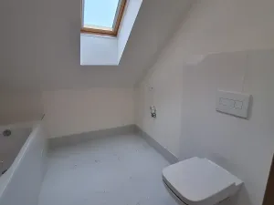 Pronájem bytu 2+kk, Praha - Vysočany, Novovysočanská, 33 m2
