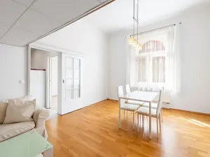 Pronájem bytu 3+kk, Praha, Lucemburská, 44 m2