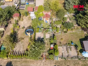 Prodej zahrady, Rybitví, 185 m2