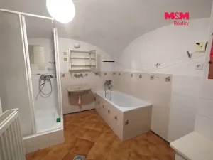 Prodej chalupy, Lichnov, 122 m2