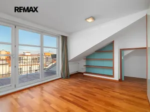 Prodej bytu 3+kk, Praha - Holešovice, Dobrovského, 107 m2