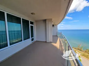 Prodej bytu 2+kk, Bjala, Bulharsko, 102 m2