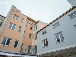 Pronájem bytu 1+kk, Praha - Hlubočepy, Na Zlíchově, 18 m2