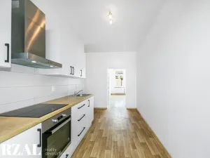 Prodej bytu 3+1, Přeštice, Nepomucká, 76 m2