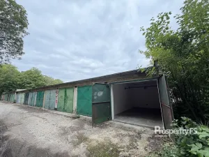 Pronájem ostatní, Slaný, Ouvalova
