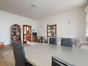 Prodej rodinného domu, Chroustovice, náměstí Josefa Haška, 205 m2