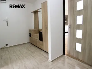 Pronájem bytu 3+kk, Loděnice, Za GZ, 64 m2