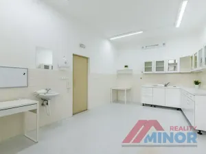 Pronájem ordinace, Slaný, Masarykovo náměstí, 69 m2