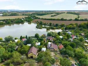 Prodej zahrady, Vojkovice, 617 m2