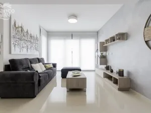 Prodej rodinného domu, San Miguel de Salinas, Alicante, Španělsko, 135 m2