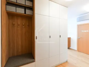 Pronájem bytu 3+kk, Praha - Radlice, Kroupova, 87 m2