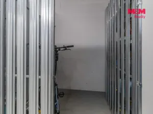 Pronájem bytu 2+kk, Praha - Hloubětín, Waltariho, 49 m2