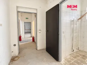 Pronájem obchodního prostoru, Jesenice, Budějovická, 52 m2