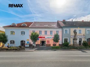 Pronájem obchodního prostoru, Přeštice, Masarykovo nám., 171 m2