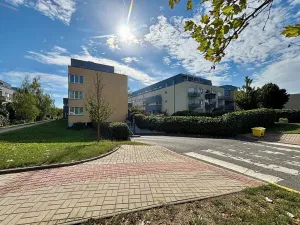 Prodej bytu 2+kk, Praha - Hostavice, U Hostavického potoka, 50 m2
