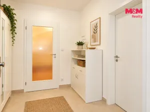 Prodej bytu 1+kk, Praha - Horní Měcholupy, Modenská, 36 m2