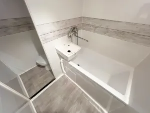 Pronájem bytu 1+kk, Chomutov, Seifertova, 22 m2