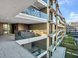 Prodej bytu 3+kk, Praha - Holešovice, Komunardů, 109 m2