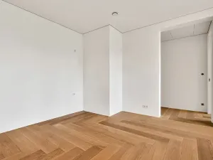 Prodej bytu 4+kk, Praha - Holešovice, Komunardů, 181 m2