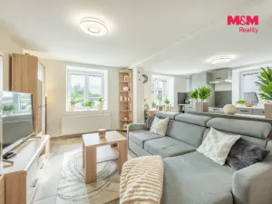 Prodej rodinného domu, Klobuky - Kobylníky, 204 m2