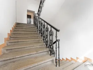 Prodej bytu 2+kk, Praha - Libeň, Sokolovská, 57 m2