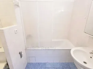 Pronájem bytu 1+1, Praha - Troja, Olštýnská, 37 m2