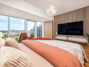 Pronájem bytu 3+kk, Praha - Smíchov, Kobrova, 173 m2