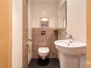 Pronájem bytu 5+kk, Praha - Záběhlice, Mattioliho, 122 m2