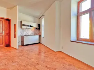 Prodej vícegeneračního domu, Holice, Hradecká, 226 m2
