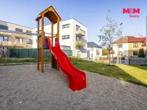 Prodej bytu 1+kk, Pardubice - Pardubičky, Východní, 37 m2