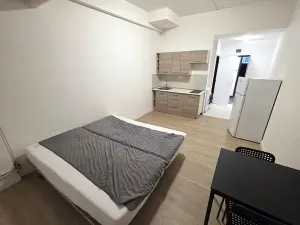 Pronájem bytu 1+kk, Praha - Radotín, Vrážská, 27 m2