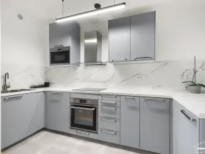 Prodej bytu 3+kk, Praha - Dolní Chabry, Kobyliská, 95 m2