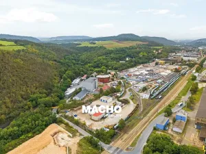 Pronájem výrobních prostor, Králův Dvůr, Tovární, 400 m2