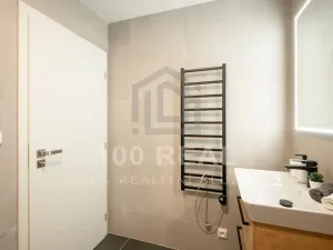 Pronájem bytu 2+kk, Pardubice, třída Míru, 52 m2