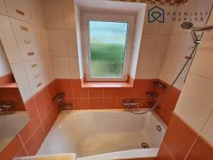 Pronájem bytu 3+1, Meziboří, Okružní, 60 m2