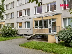 Prodej bytu 3+1, Kladno - Kročehlavy, V Bažantnici, 67 m2