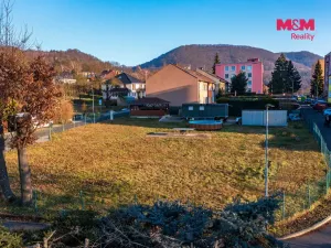Prodej pozemku pro bydlení, Děčín - Děčín XXVII-Březiny, 1239 m2