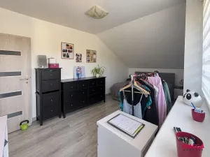 Prodej rodinného domu, Vodochody, 200 m2