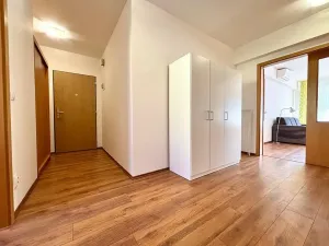 Pronájem bytu 3+kk, Praha - Karlín, Křižíkova, 73 m2