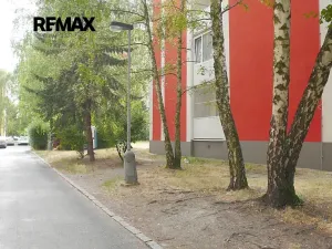Pronájem bytu 1+1, Kladno, Finská, 43 m2