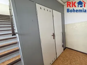 Pronájem bytu 3+1, Praha - Prosek, Vysočanská, 84 m2