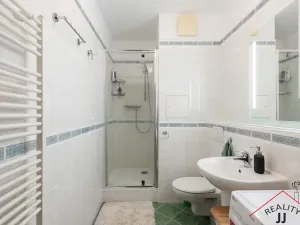 Prodej bytu 2+kk, Praha - Zbraslav, Neumannova, 42 m2