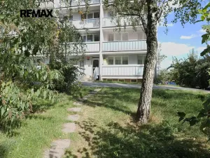 Prodej bytu 3+1, Praha - Řepy, Laudova, 74 m2